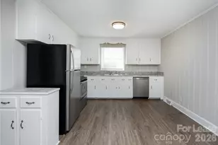 2517 Heywood Ave, Charlotte, NC 28208 - Photo 8