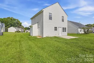 802 Almora Dr, Charlotte, NC 28216 - Photo 20