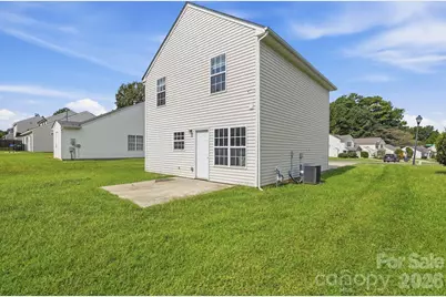 802 Almora Drive, Charlotte, NC 28216 - Photo 18