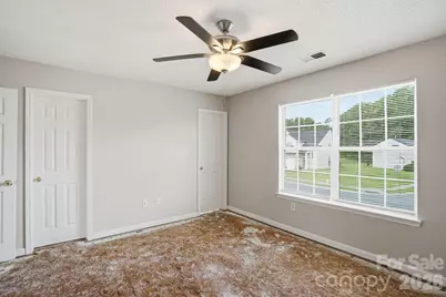 802 Almora Drive, Charlotte, NC 28216 - Photo 12