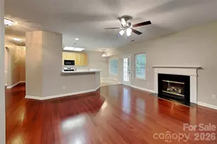 5611 Timbertop Ln, Charlotte, NC 28215 - Photo 2