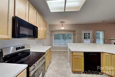 5611 Timbertop Lane, Charlotte, NC 28215 - Photo 8