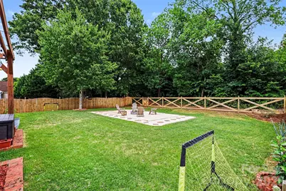 8728 Fieldcroft Drive, Charlotte, NC 28277 - Photo 22