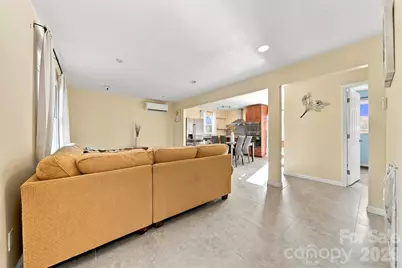 861 8th Street Place SE, Hickory, NC 28602 - Photo 6