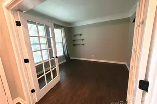 5618 Branthurst Dr, Charlotte, NC 28269 - Photo 12