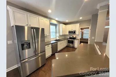 5618 Branthurst Drive, Charlotte, NC 28269 - Photo 8