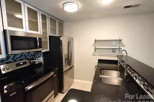 505 N Graham St, Charlotte, NC 28202 - Photo 2