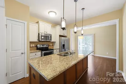 12766 Livengood Lane, Charlotte, NC 28269 - Photo 10