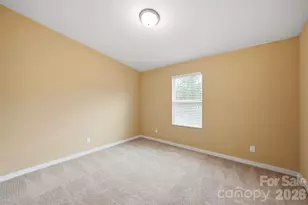 12766 Livengood Ln, Charlotte, NC 28269 - Photo 16