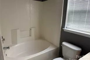 2849 Summergrove Ct, Matthews, NC 28105 - Photo 10