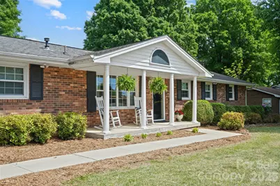 3328 Sulphur Springs Road NE, Hickory, NC 28601 - Photo 4
