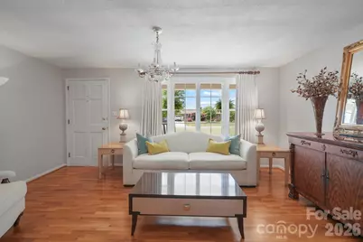 3328 Sulphur Springs Road NE, Hickory, NC 28601 - Photo 10