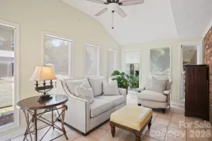 3328 Sulphur Springs Rd NE, Hickory, NC 28601 - Photo 16