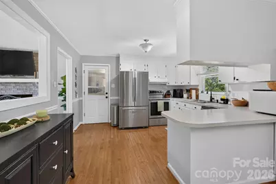 120 Regal Circle, Mooresville, NC 28117 - Photo 8