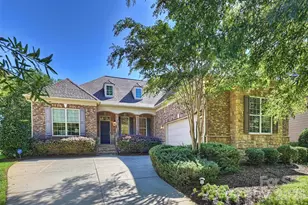 7325 Edenbridge Ln, Charlotte, NC 28226 - Photo 1