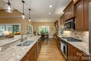 8 Manorwood Ct, Flat Rock, NC 28731 - Photo 16