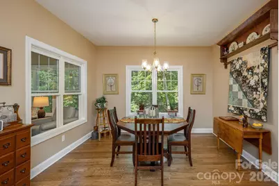 8 Manorwood Court, Flat Rock, NC 28731 - Photo 14
