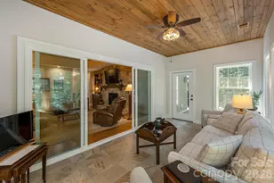 8 Manorwood Ct, Flat Rock, NC 28731 - Photo 12