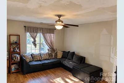 3513 Joel Turner Drive, Charlotte, NC 28216 - Photo 10