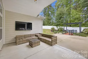 1221 Acosta Ct, Lake Wylie, SC 29710 - Photo 28