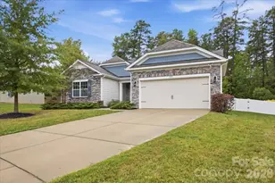 1221 Acosta Ct, Lake Wylie, SC 29710 - Photo 4