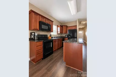 117 Lookout Point Place, Mooresville, NC 28115 - Photo 2