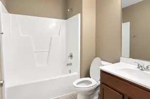 117 Lookout Point Pl, Mooresville, NC 28115 - Photo 14