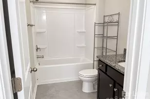 7124 Harris Bay Rd, Charlotte, NC 28269 - Photo 18