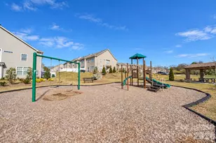 7124 Harris Bay Rd, Charlotte, NC 28269 - Photo 22