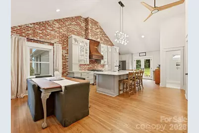 720 Fugate Avenue, Charlotte, NC 28205 - Photo 2