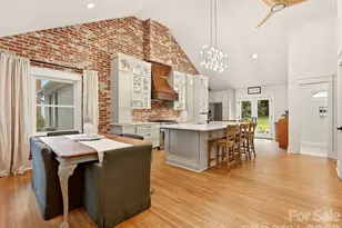 720 Fugate Ave, Charlotte, NC 28205 - Photo 2