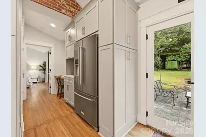 720 Fugate Avenue, Charlotte, NC 28205 - Photo 6