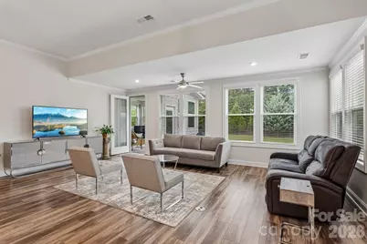 10400 Superb Lane, Charlotte, NC 28215 - Photo 6