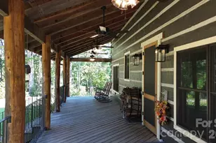 10 Black Bear Vly Dr, Hendersonville, NC 28792 - Photo 6