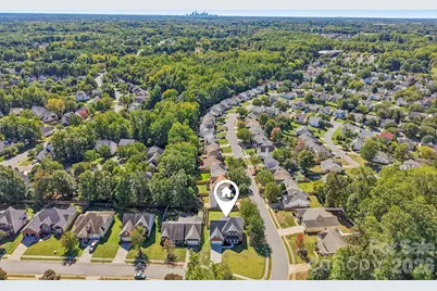 8645 Ridgeline Lane, Charlotte, NC 28269 - Photo 32