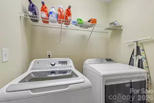8645 Ridgeline Ln, Charlotte, NC 28269 - Photo 26