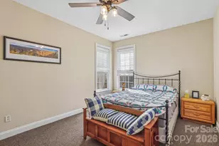 8645 Ridgeline Ln, Charlotte, NC 28269 - Photo 16