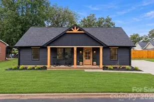 304 E Garden St, Landis, NC 28088 - Photo 1