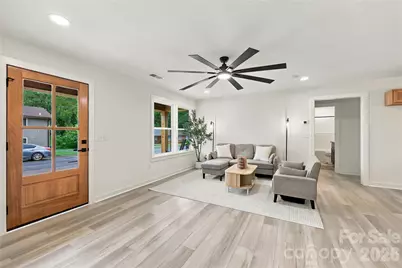 304 E Garden Street, Landis, NC 28088 - Photo 6