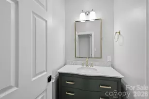 315 S Main St, Davidson, NC 28036 - Photo 8