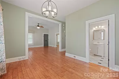 826 Davie Avenue, Statesville, NC 28677 - Photo 14