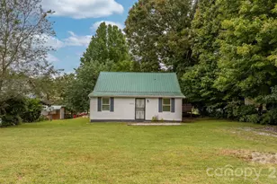 153 Autumn Ln, Spindale, NC 28160 - Photo 4