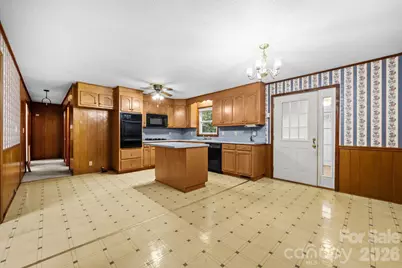 117 Tremont Terrace, Bessemer City, NC 28016 - Photo 4