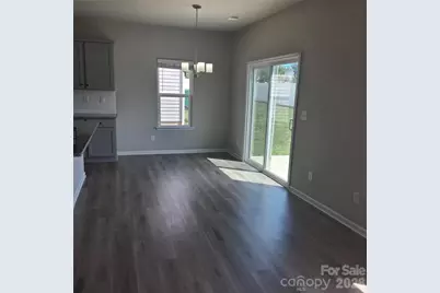 4213 Stoneygreen Lane, Charlotte, NC 28215 - Photo 2