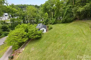 2 Laban Ln, Asheville, NC 28805 - Photo 24