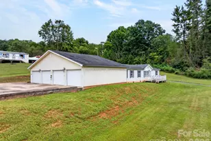 3 S Creek Dr, Leicester, NC 28748 - Photo 10