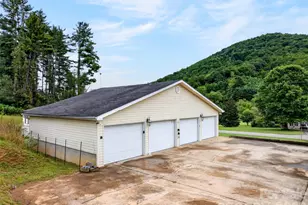 3 S Creek Dr, Leicester, NC 28748 - Photo 6