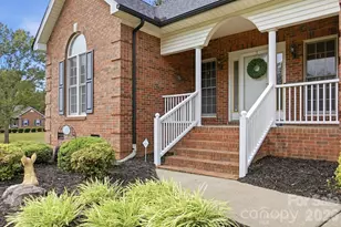 2301 Hunter Davis Ct, Monroe, NC 28110 - Photo 2