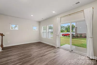 6126 Starview Terrace, Charlotte, NC 28216 - Photo 8