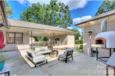 1230 Redcoat Drive, Charlotte, NC 28211 - Photo 28